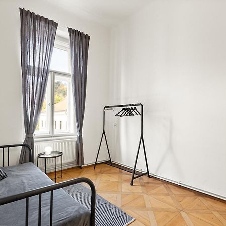 Prague Hotel Apartments Bagian luar foto