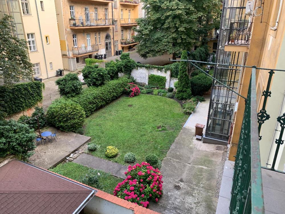 Prague Hotel Apartments Bagian luar foto